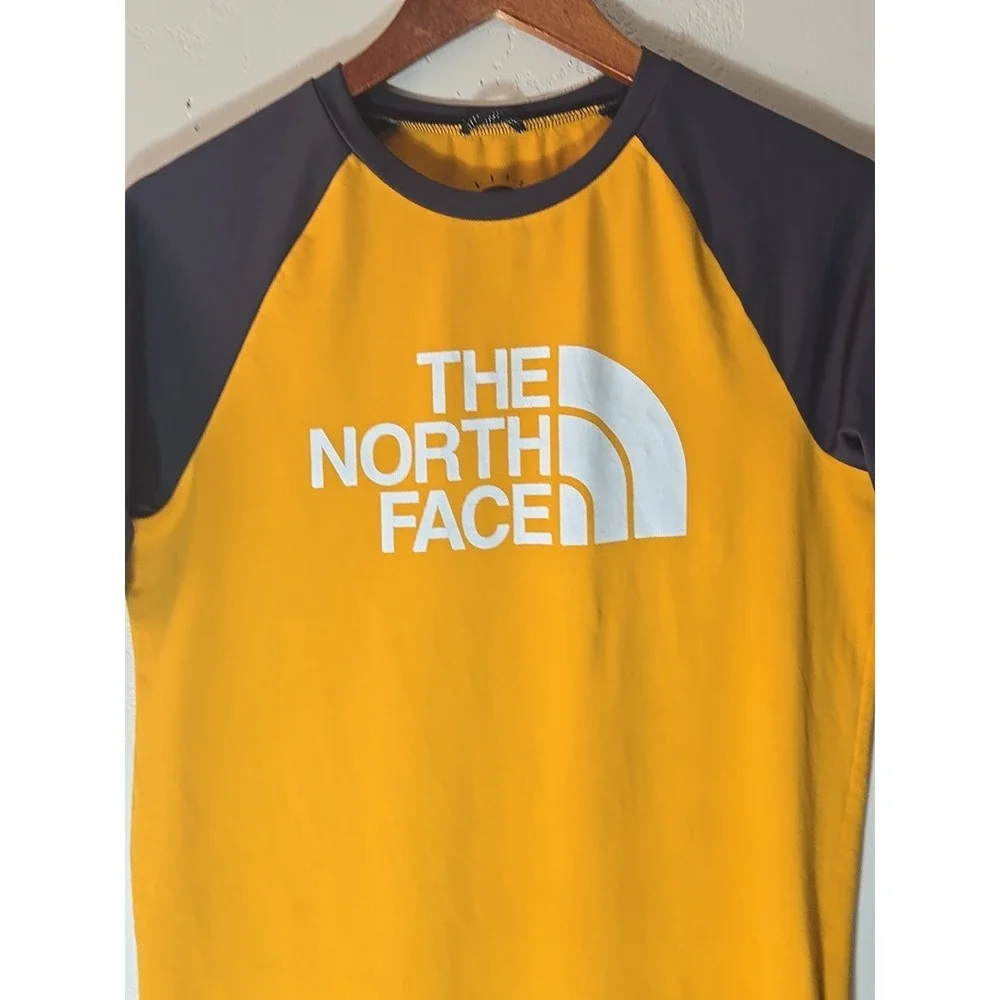 The North Face Boys XL 18/20 Orange Logo T-Shirt Youth Short Sleeve UPF 50 Tee
